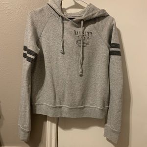 grey sweatshirt